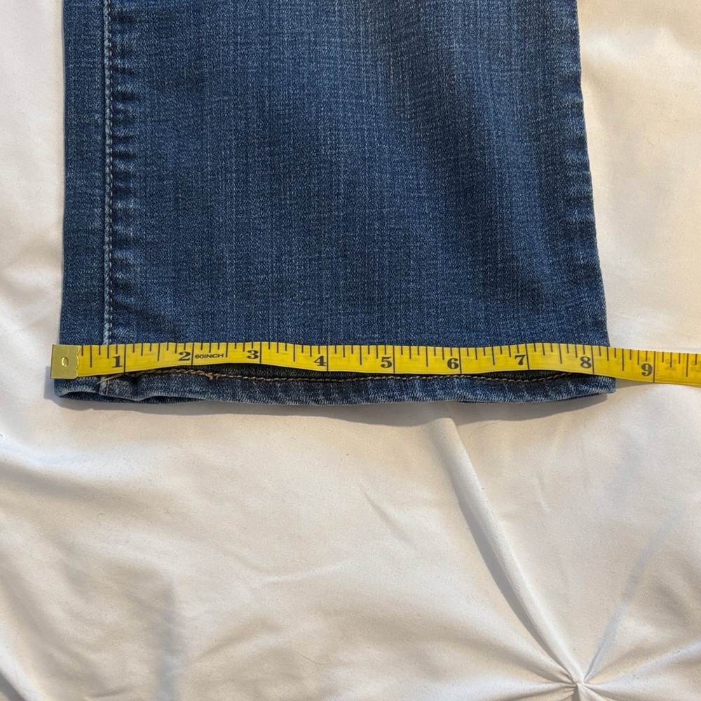 Levi 315 Shaping Bootcut Jeans for Women - Picture 7 of 7